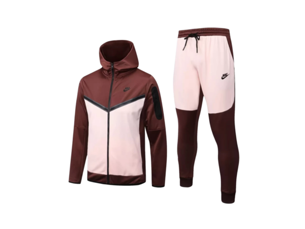 BW.png Nike Set: Tech Fleece – Bourdeaux White