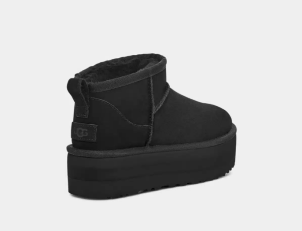 UGG- CLASSIC ULTRA MINI PLATFORM BOOTS- BLACK UGG- CLASSIC ULTRA MINI PLATFORM BOOTS- BLACK | STYLO