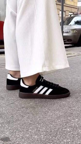 Adidas Handball Spezial Black Gum Adidas Handball Spezial Black Gum | STYLO