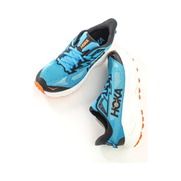 Hoka Challenger 8 Blue Ski/White | STYLO