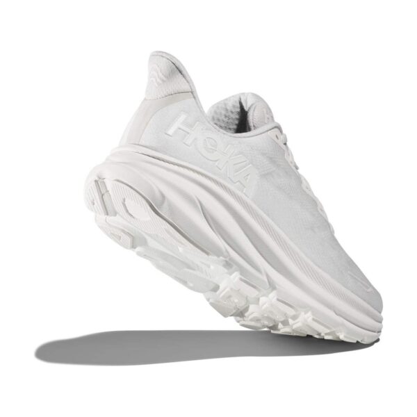 Hoka Clifton 9 Wide White | STYLO