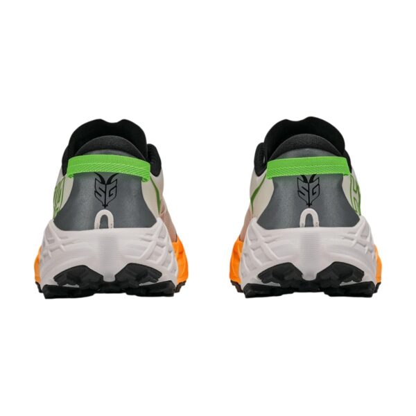 Hoka Speedgoat 7 Frost/Neon Tangerine Hoka Speedgoat 7 Frost/Neon Tangerine | STYLO