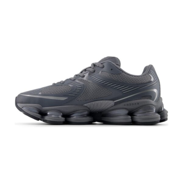 New Balance 2000 Dark Grey New Balance 2000 Dark Grey | STYLO