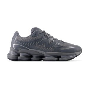 New Balance 2000 Dark Grey | STYLO
