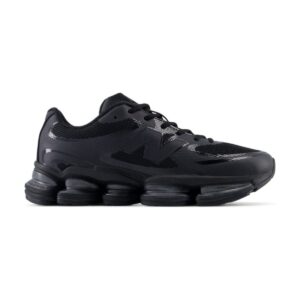 New Balance 2000 Triple Black | STYLO