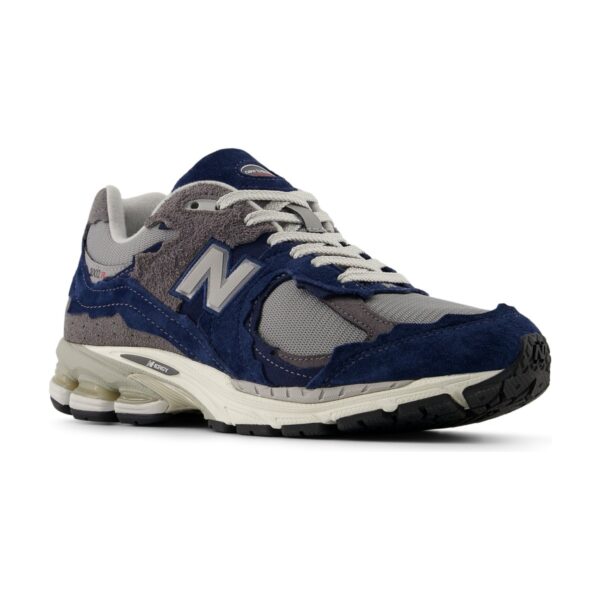 New Balance 2002R Navy Raincloud | STYLO