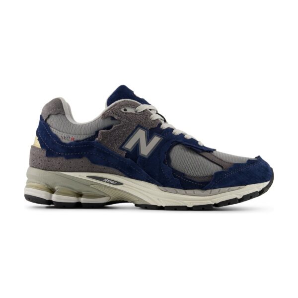 New Balance 2002R Navy Raincloud | STYLO