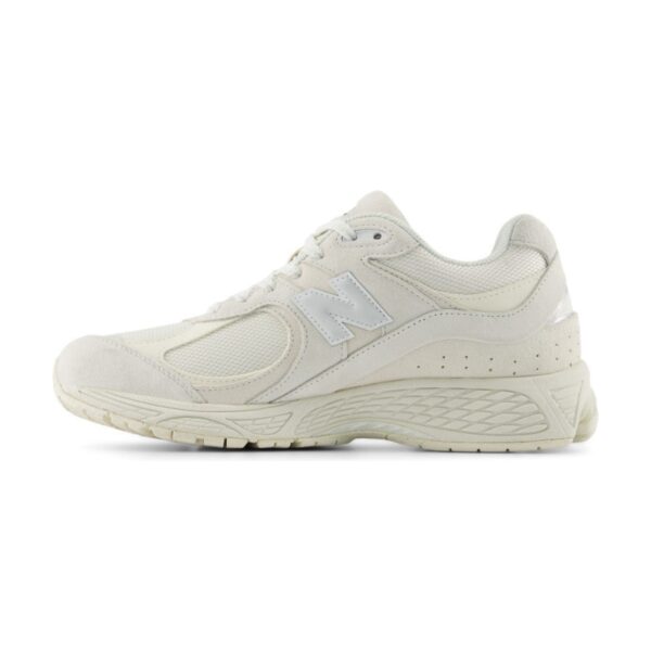 New Balance 2002R Sea Salt Silver Metallic New Balance 2002R Sea Salt Silver Metallic | STYLO