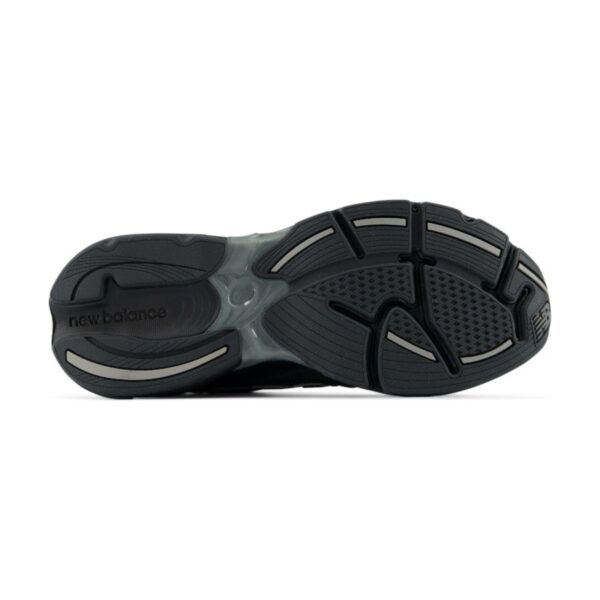 New Balance 2010 Black New Balance 2010 Black | STYLO