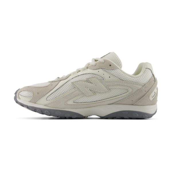 New Balance 204L Angora Linen New Balance 204L Angora Linen | STYLO