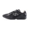 New Balance 204L Black Timberwolf New Balance 204L Black Timberwolf | STYLO