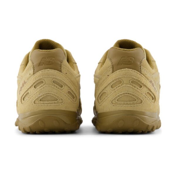 New Balance 204L Quicksand Bark New Balance 204L Quicksand Bark | STYLO