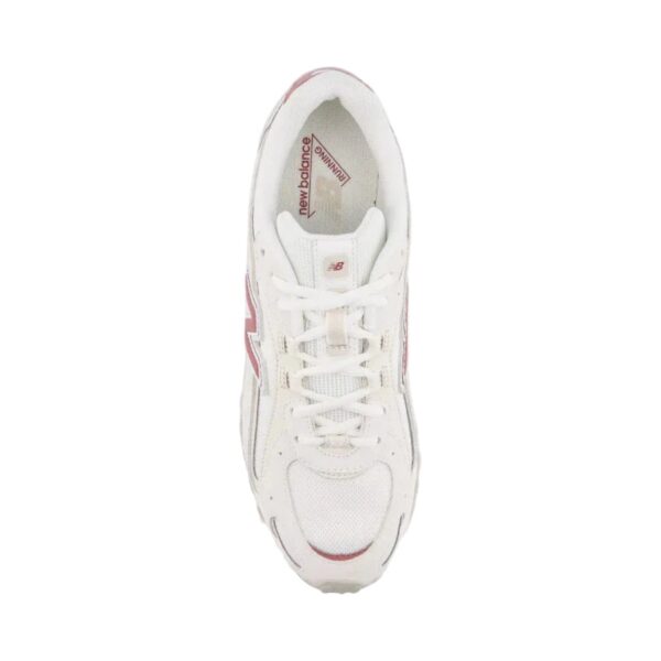 New Balance 204L Sea Salt Red Rock New Balance 204L Sea Salt Red Rock | STYLO