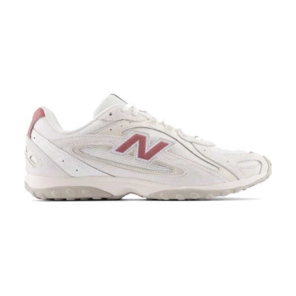 New Balance 204L Sea Salt Red Rock New Balance 204L Sea Salt Red Rock | STYLO