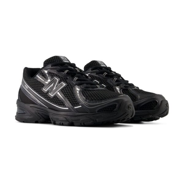 New Balance 740 Black Silver Metallic | STYLO