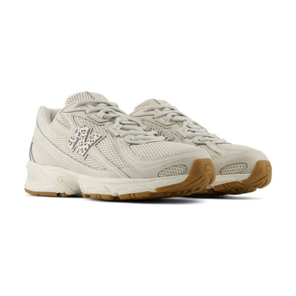 New Balance 740 Moonbeam Sea Salt New Balance 740 Moonbeam Sea Salt | STYLO