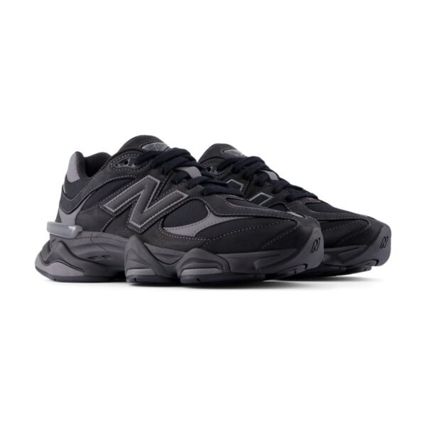 New Balance 9060 Mono Black | STYLO