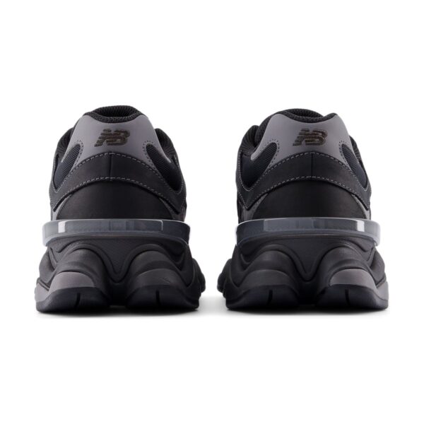 New Balance 9060 Mono Black | STYLO