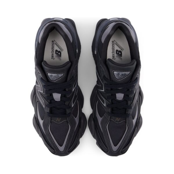 New Balance 9060 Mono Black | STYLO
