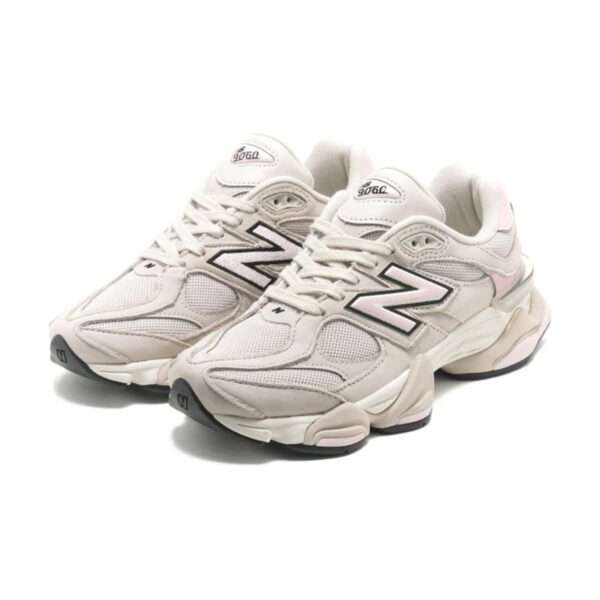 New Balance 9060 Moonbeam Rose | STYLO