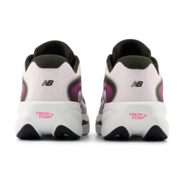 New Balance Ellipse Pink Heat New Balance Ellipse Pink Heat | STYLO