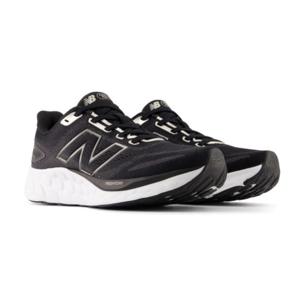 New Balance Fresh Foam 680v8 Black Light Gold Metallic | STYLO