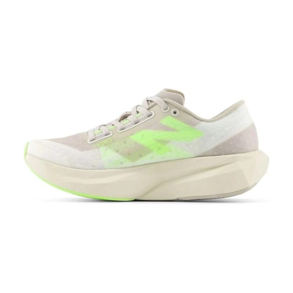 New Balance FuelCell Rebel V4 Beige/White New Balance FuelCell Rebel V4 Beige/White | STYLO