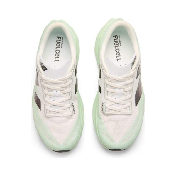 New Balance Rebel V4 Green New Balance Rebel V4 Green | STYLO
