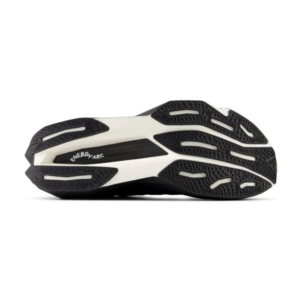 New Balance x District Vision FuelCell Supercomp Elite v4 Black/White New Balance x District Vision FuelCell Supercomp Elite v4 Black/White | STYLO