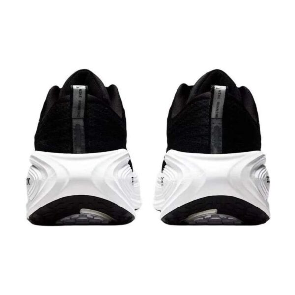 Nike Air Zoom Vomero Plus Extra Wide Black Cool Grey | STYLO