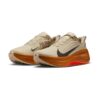 Nike-Air Zoom Vomero Plus Running Poets Light Khaki/Monarch | STYLO