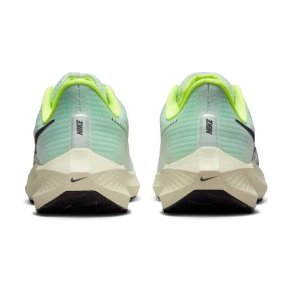 Nike Pegasus 39 Barely Green Volt | STYLO