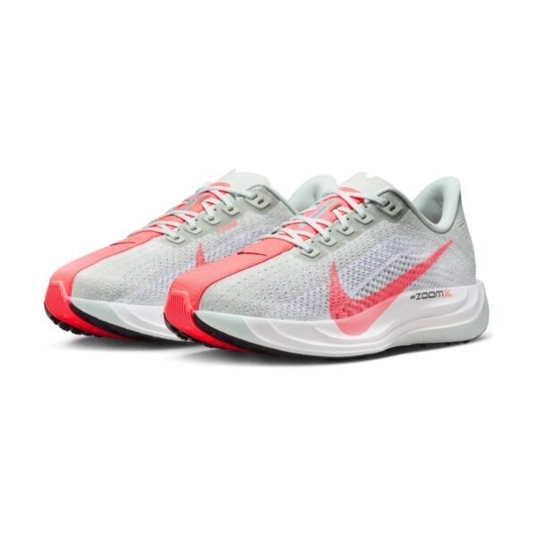 Nike Pegasus Plus Barely Grey Hot Punch Nike Pegasus Plus Barely Grey Hot Punch | STYLO