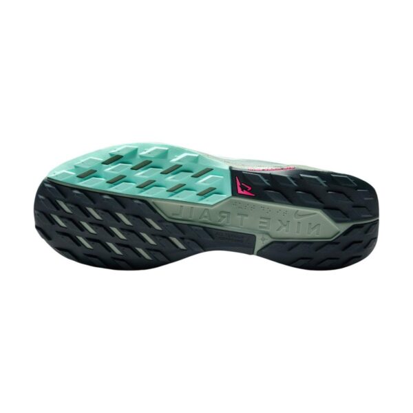 Nike Pegasus Trail 5 GORE-TEX Waterproof Light Silver/Clay Green | STYLO