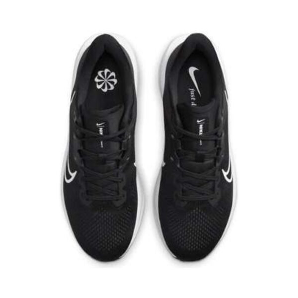 Nike Quest 6 Black/White Nike Quest 6 Black/White | STYLO