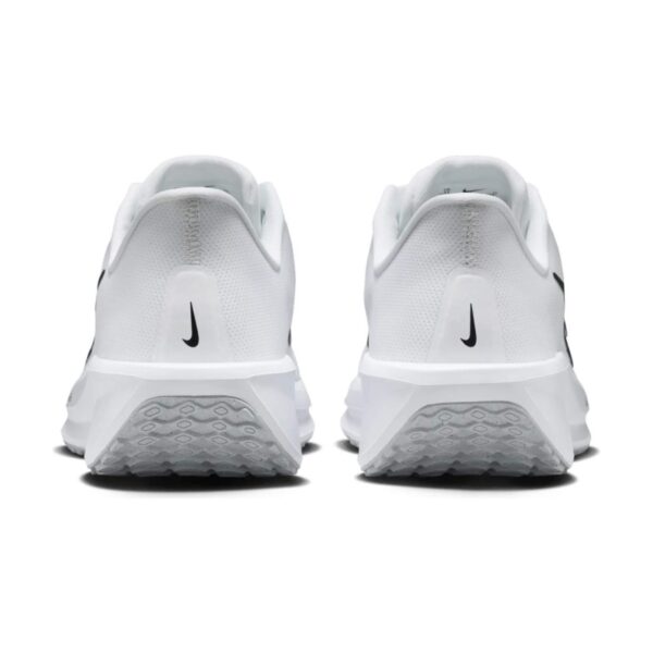 Nike Quest 6 White/Black Nike Quest 6 White/Black | STYLO