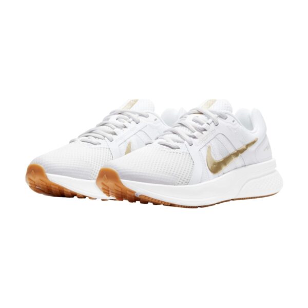 Nike Run Swift 2 Platinum Metallic Gold | STYLO