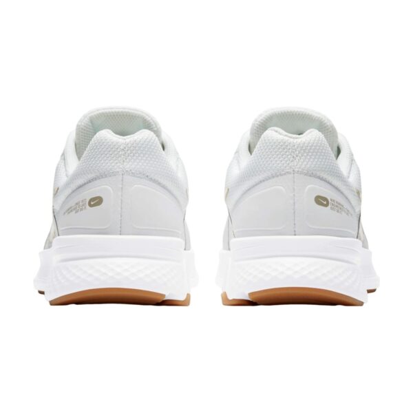 Nike Run Swift 2 Platinum Metallic Gold | STYLO