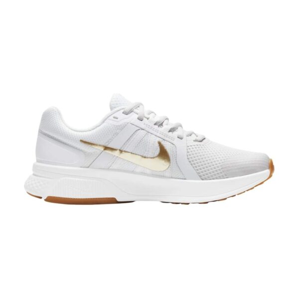 Nike Run Swift 2 Platinum Metallic Gold | STYLO