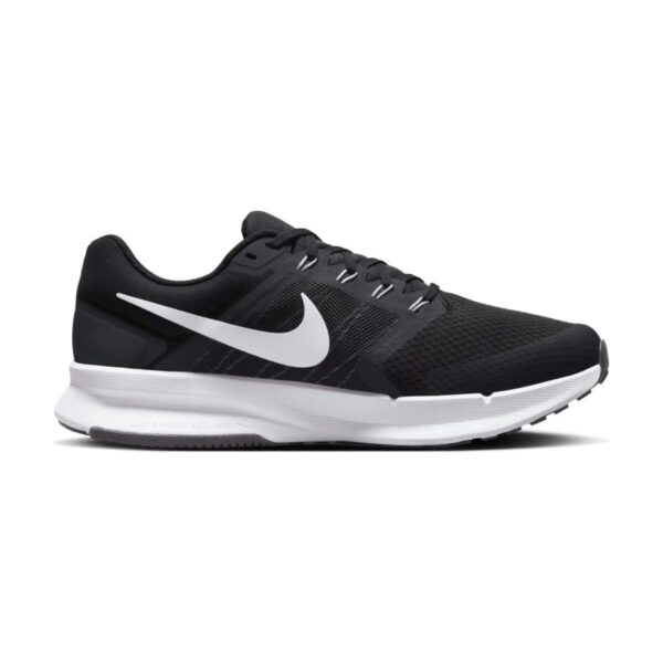 Nike Run Swift 3 Black White | STYLO