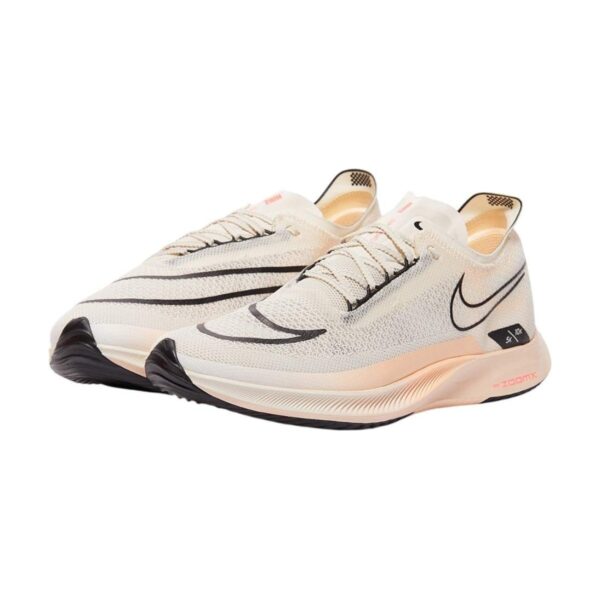 Nike Streakfly Pale Ivory | STYLO