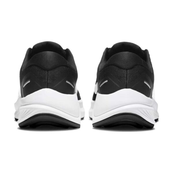 Nike Structure 23 Black/White | STYLO