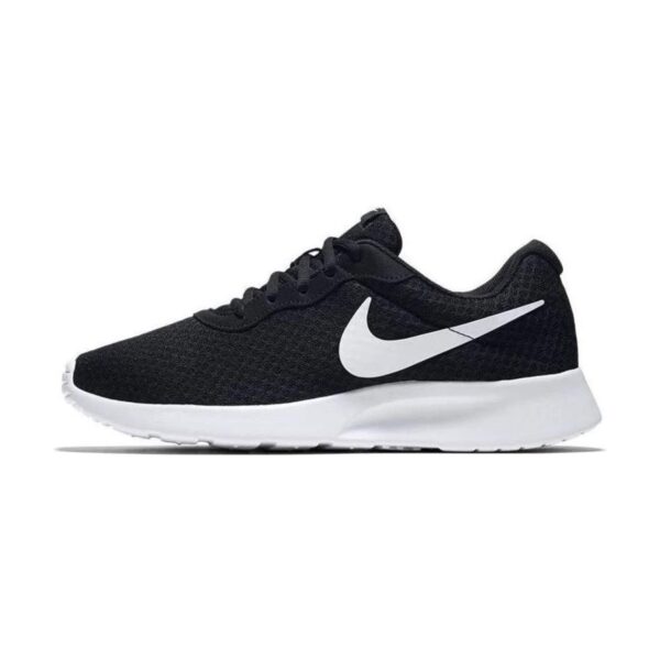 Nike Tanjun Black | STYLO