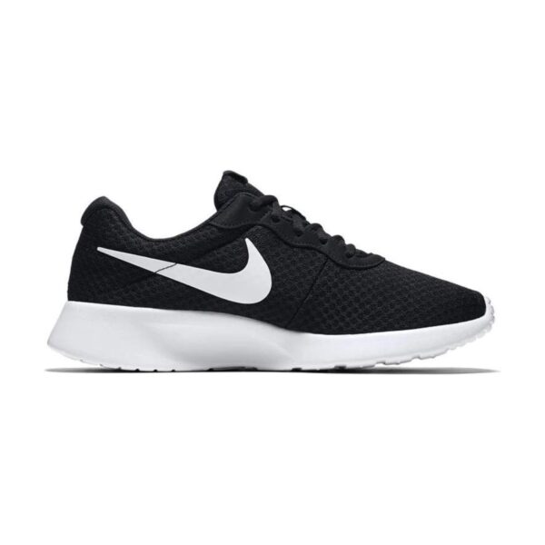 Nike Tanjun Black | STYLO