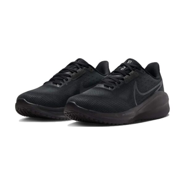 Nike Vomero 17 Black | STYLO