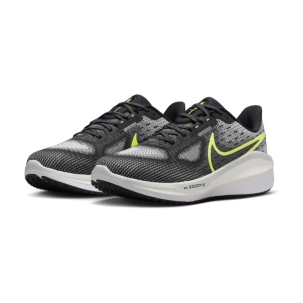 Nike Vomero 17 Black Volt Nike Vomero 17 Black Volt | STYLO