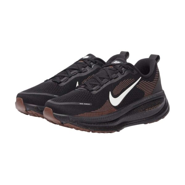 Nike Vomero 18 Black | STYLO