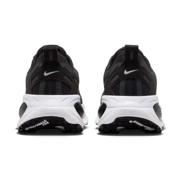 Nike Vomero 18 GORE-TEX Black/White Nike Vomero 18 GORE-TEX Black/White | STYLO