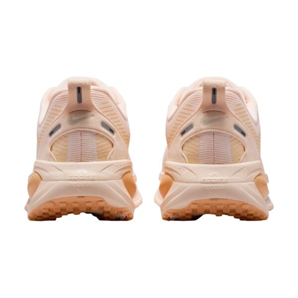 Nike Vomero 18 Guava Ice Orange Chalk Nike Vomero 18 Guava Ice Orange Chalk | STYLO