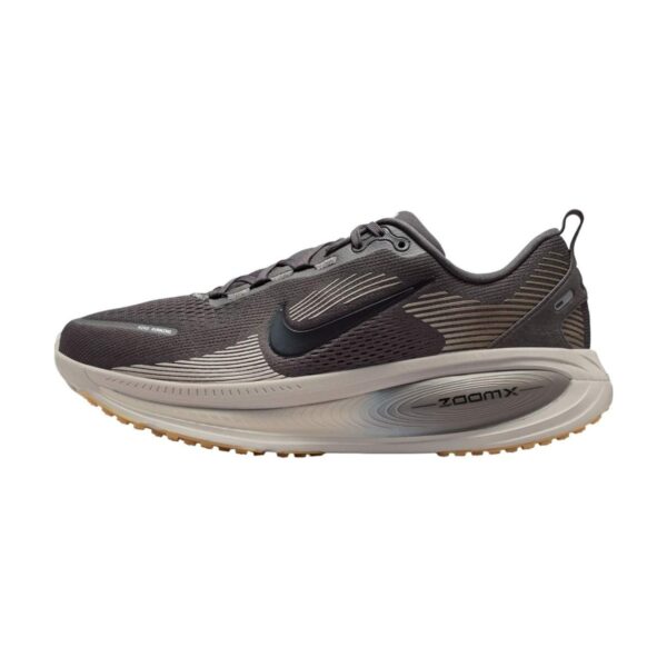 Nike Vomero 18 Medium Ash/Black | STYLO